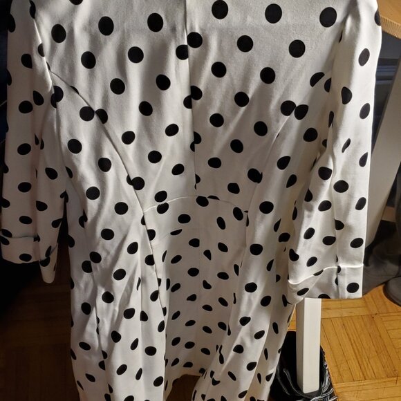 Le Chateau Pokadot Long comfy blazer - Picture 2 of 2